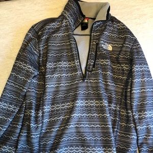 North face Quater zip pullover